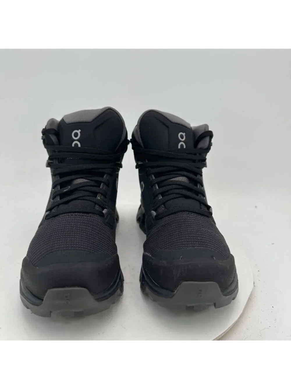 On Cloudrock Waterproof Women Size 7 63.98609 Black Ankle Hiking Shoes